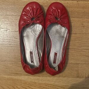 Ecco Red Leather Ballet Flats with Bow Detail
